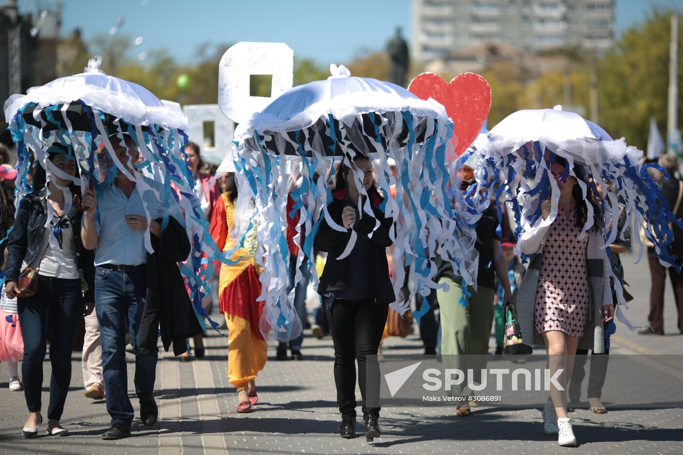 Tourist season opens in Crimea