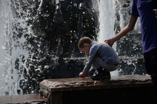 Fountain season opens in Moscow