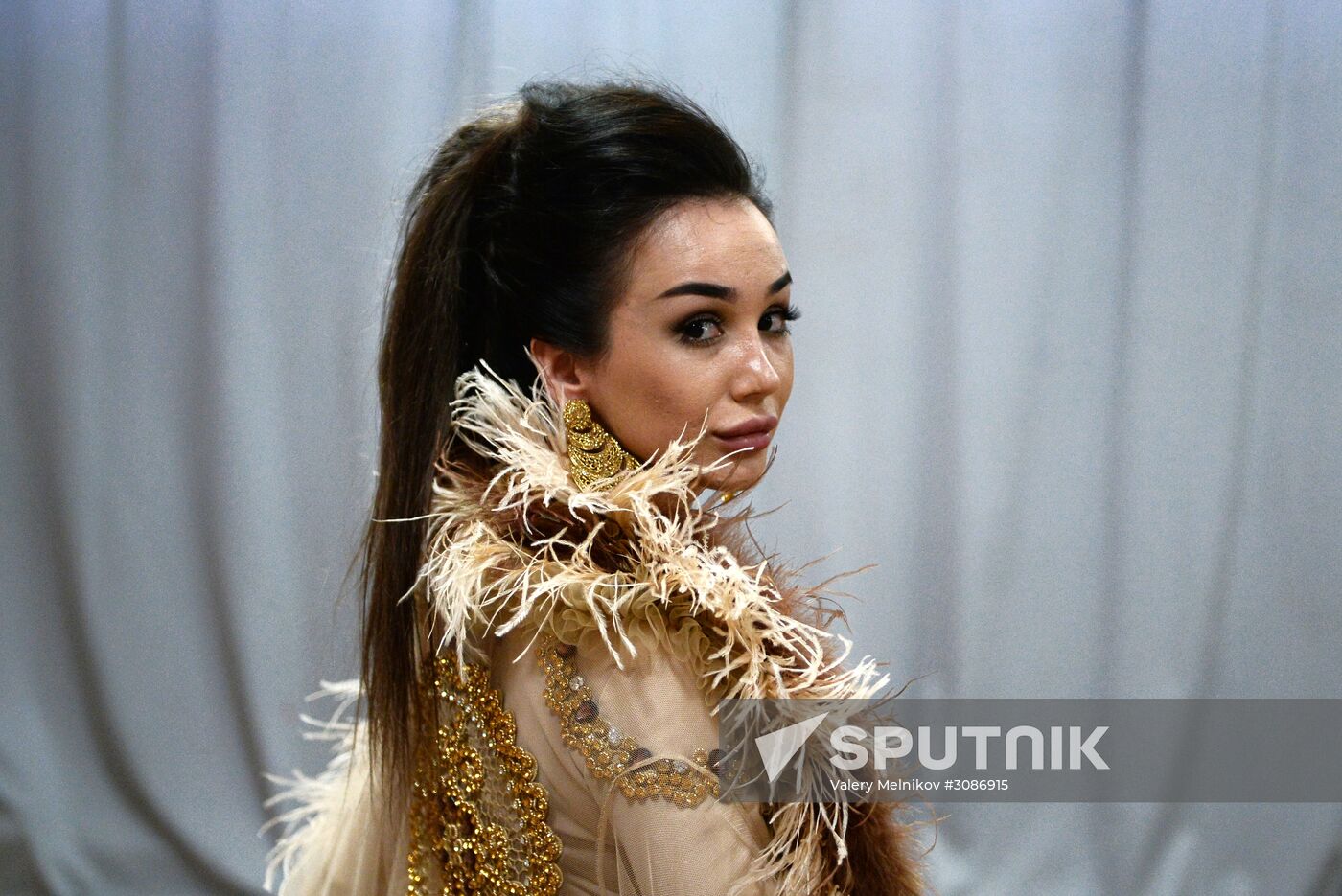 Tajik singer Zulaikho Makhmadshoyeva performs in Moscow