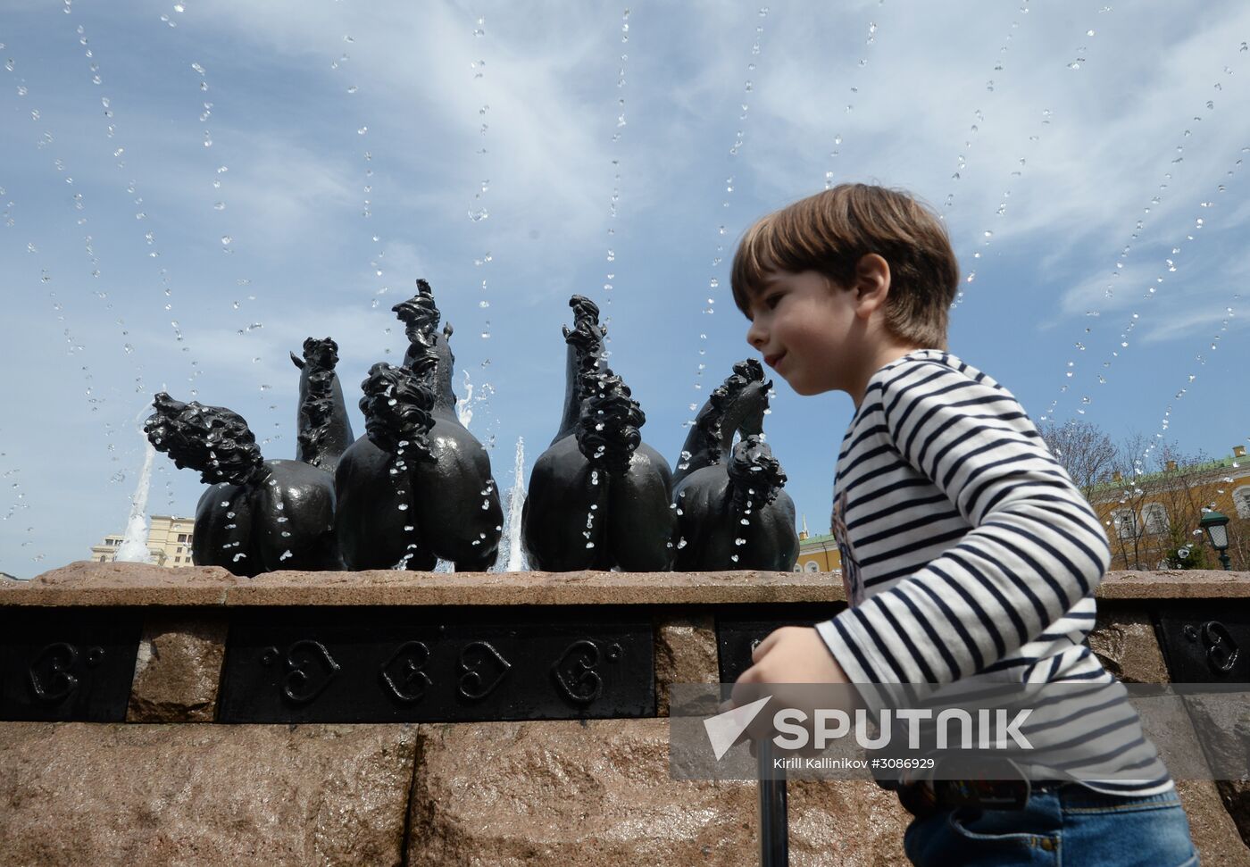 Fountain season opens in Moscow