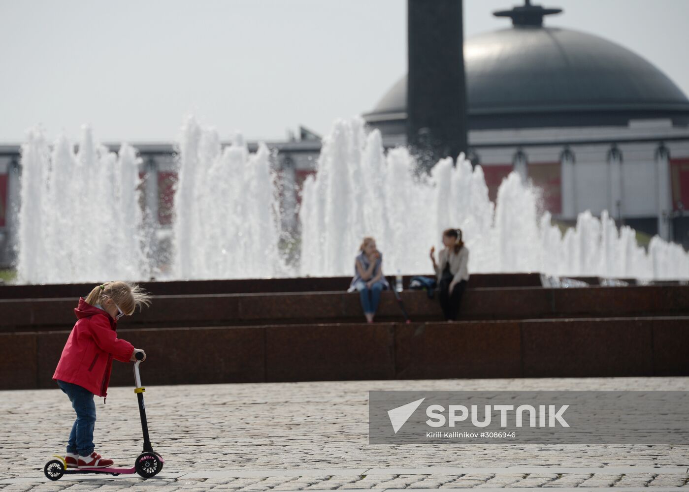 Fountain season opens in Moscow