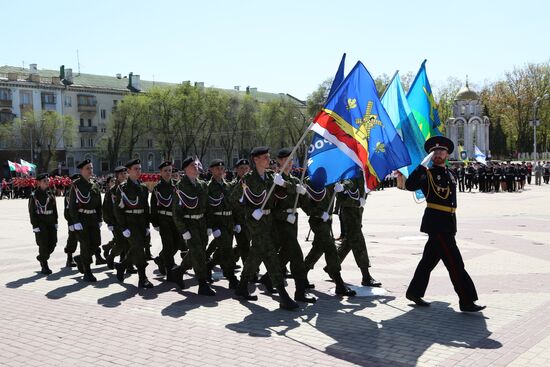 Belgorod Region's Young Army groups and cadet classes hold a parade