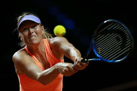 WTA Porsche Tennis Grand Prix 2017. Day Six