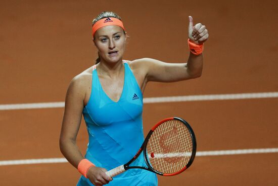 WTA Porsche Tennis Grand Prix 2017. Day Six