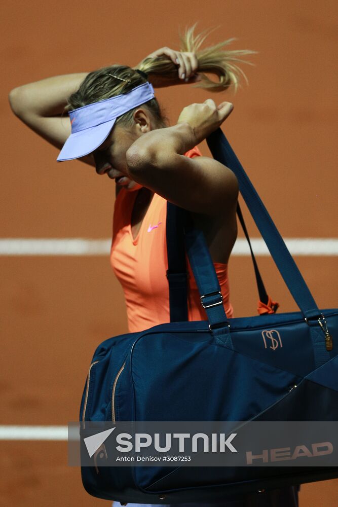 WTA Porsche Tennis Grand Prix 2017. Day Six