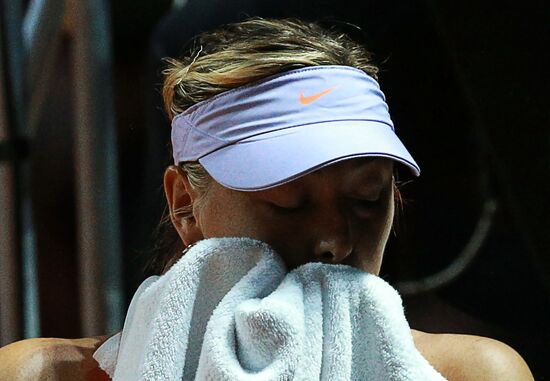 WTA Porsche Tennis Grand Prix 2017. Day Six