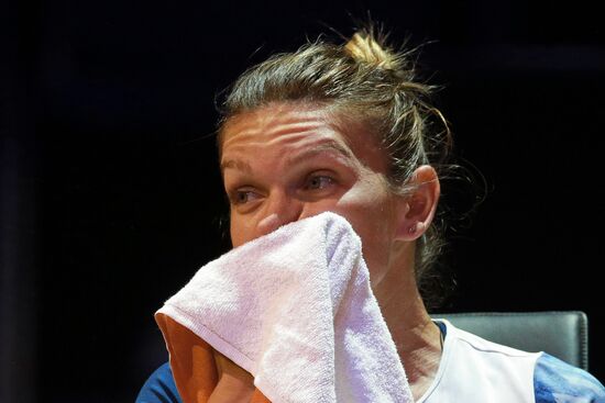 WTA Porsche Tennis Grand Prix 2017. Day Six