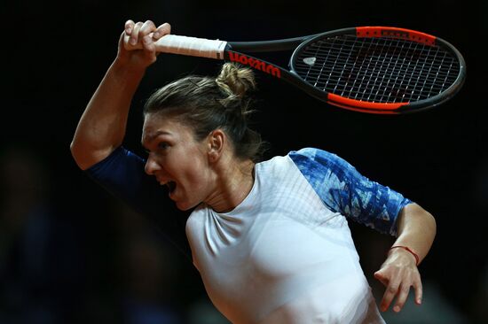 WTA Porsche Tennis Grand Prix 2017. Day Six