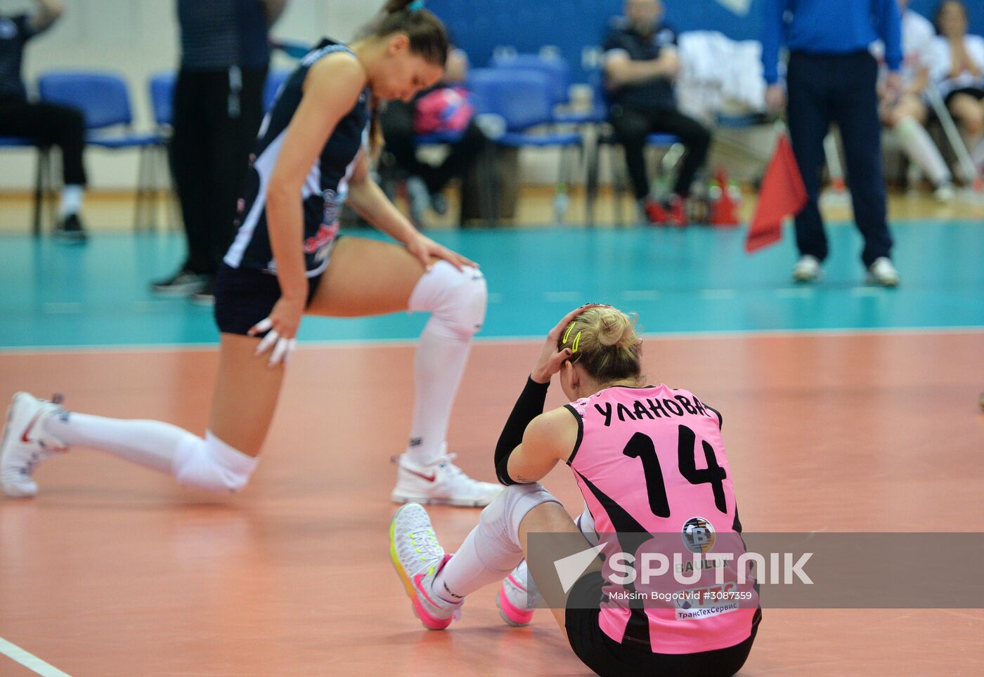 Russian Volleyball Championship. Women. Dinamo-Kazan vs. Dinamo