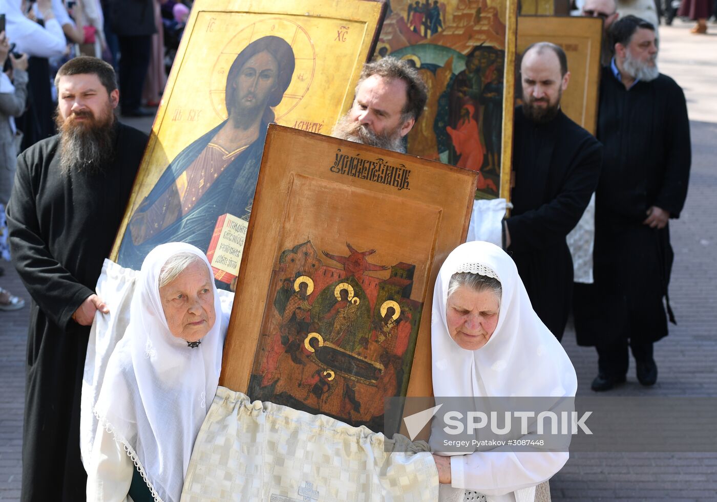 Sunday of the Holy Myrrhbearers