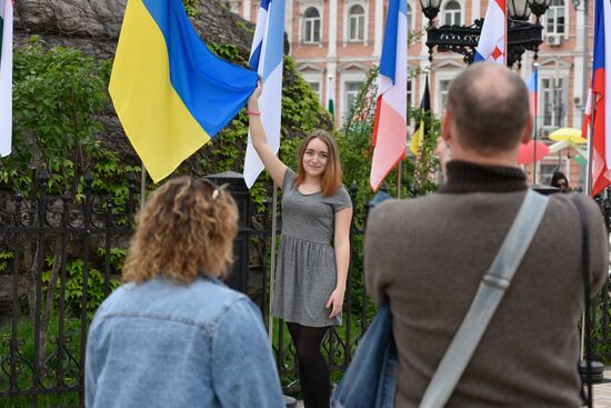 Eurovision 2017 fan zone opens in Kiev