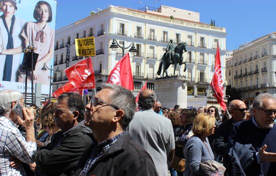 Events on International Workers' Solidarity Day abroad