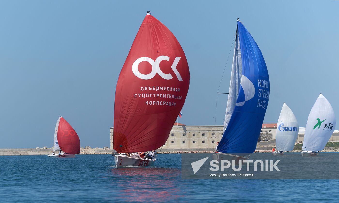 Russian cruiser yachting season opens in Sevastopol