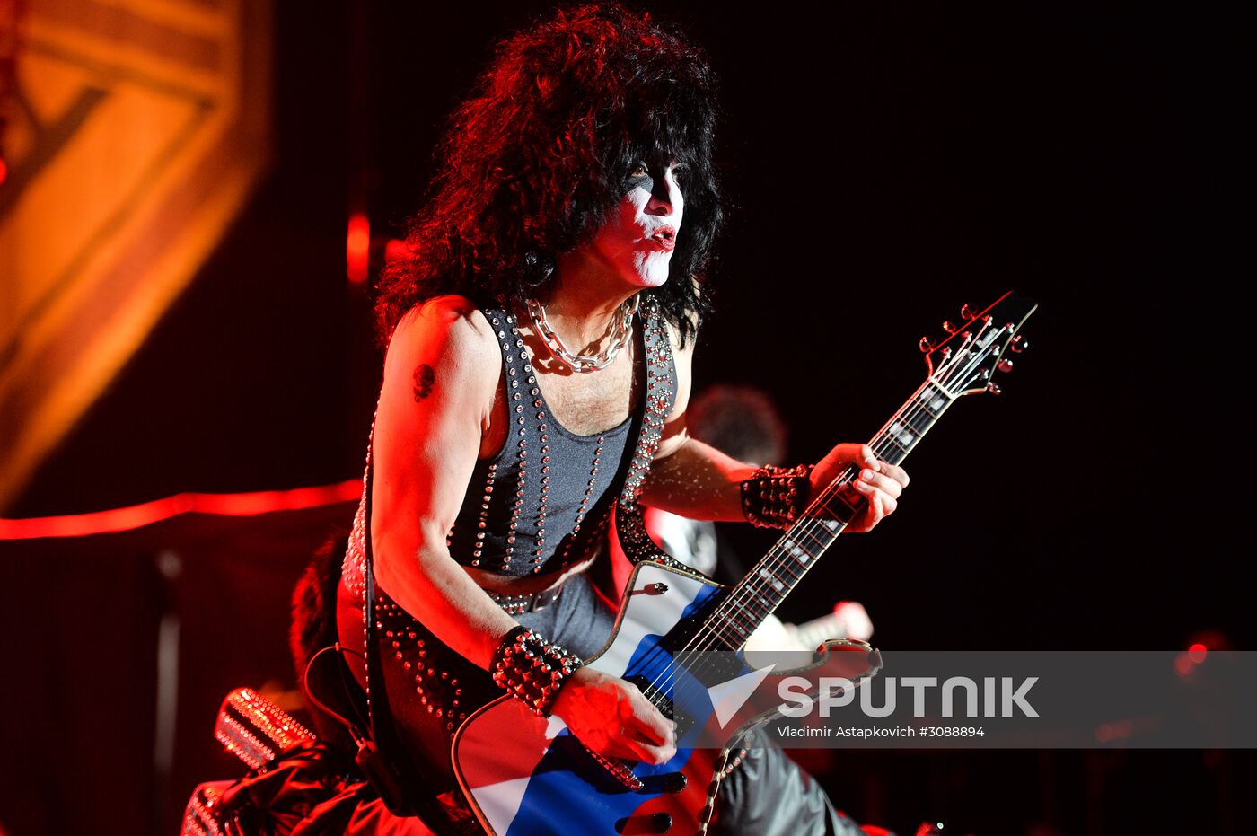 Kiss rock group in concert