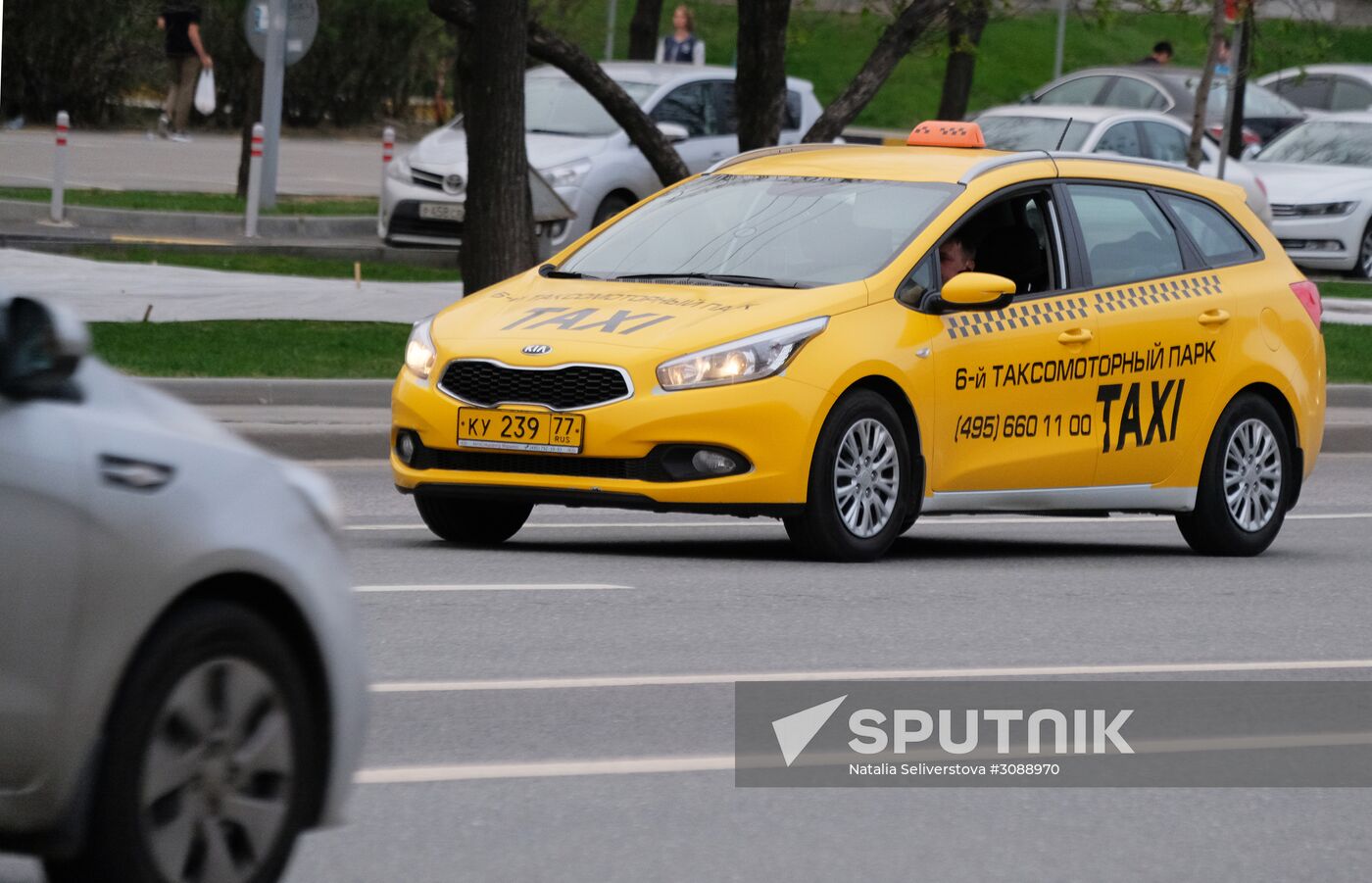 Taxi