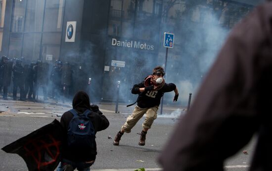 Civil unrest during May 1 demonstrations in Paris