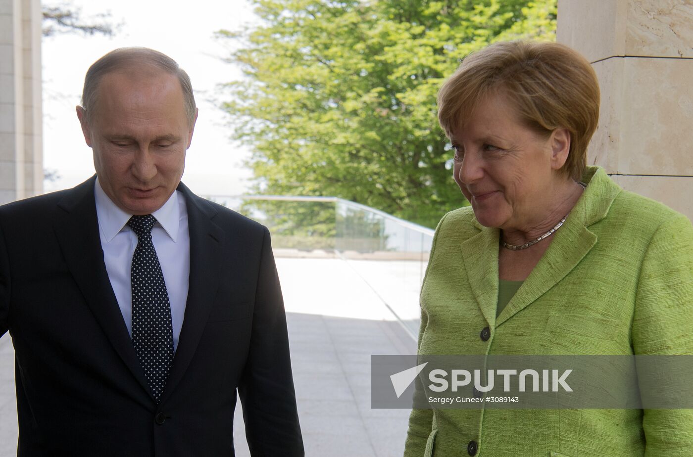 Negotiations between Russian President Vladimir Putin and Federal Chancellor of Germany Angela Merkel
