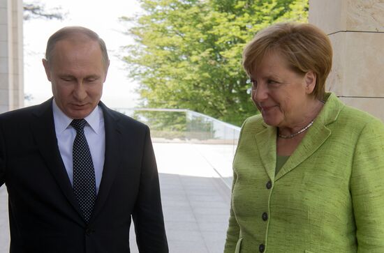 Negotiations between Russian President Vladimir Putin and Federal Chancellor of Germany Angela Merkel