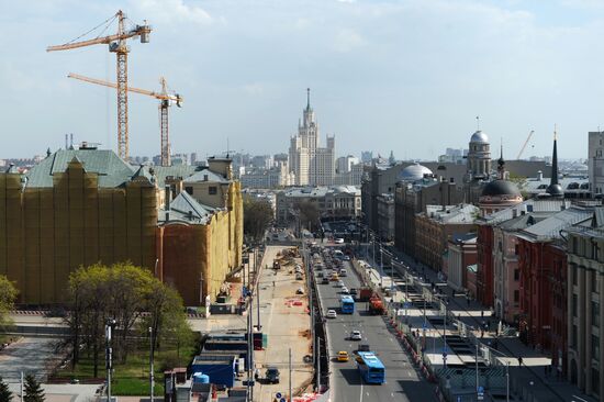 Improving Lubyanskaya Square under My Street program