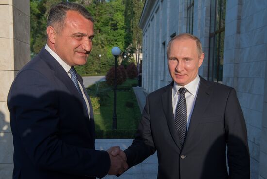 President Putin meets with President of South Ossetia Bibilov