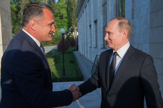 President Putin meets with Presient of South Ossetia Bibilov