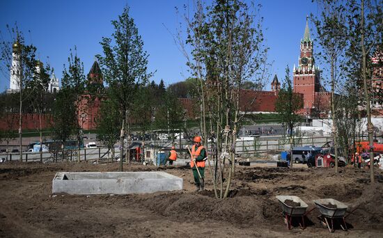 Zaryadye Park under construction