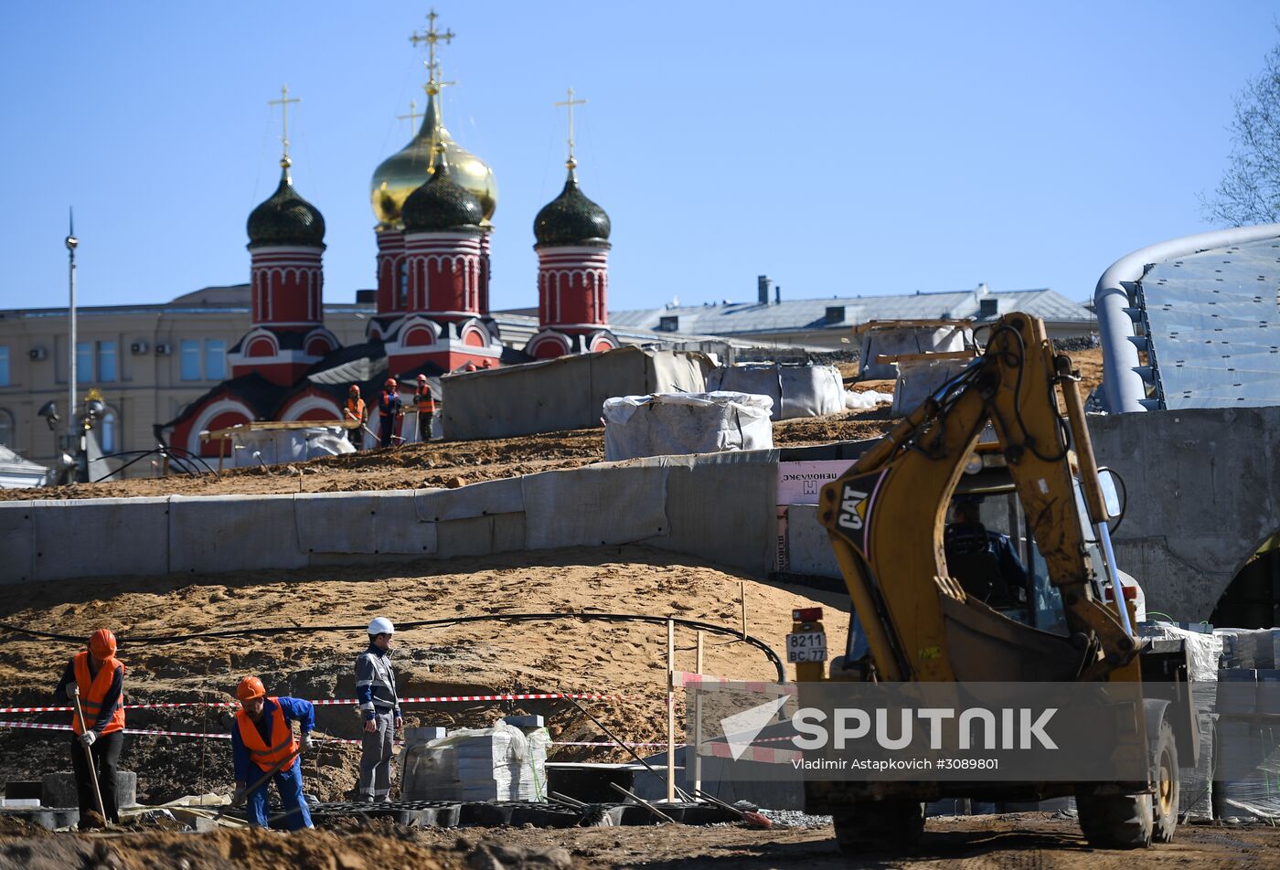 Zaryadye Park under construction