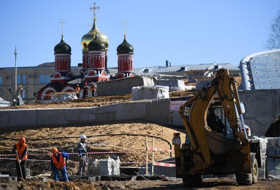 Zaryadye Park under construction