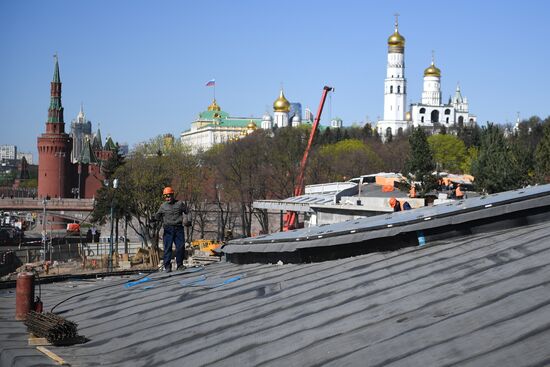 Zaryadye Park under construction