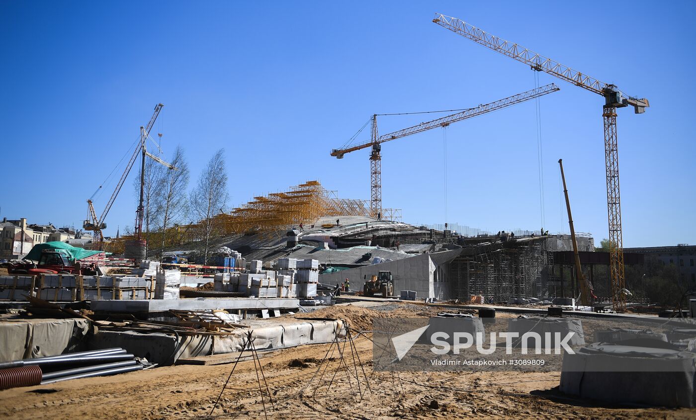 Zaryadye Park under construction