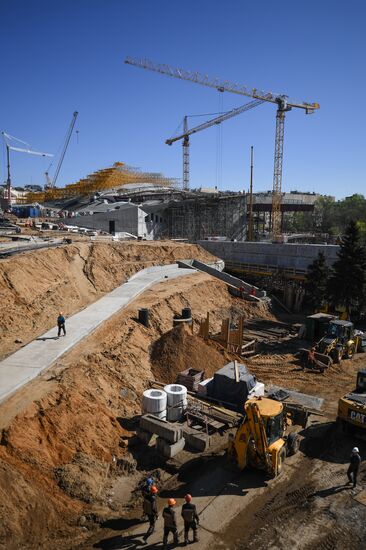 Zaryadye Park under construction