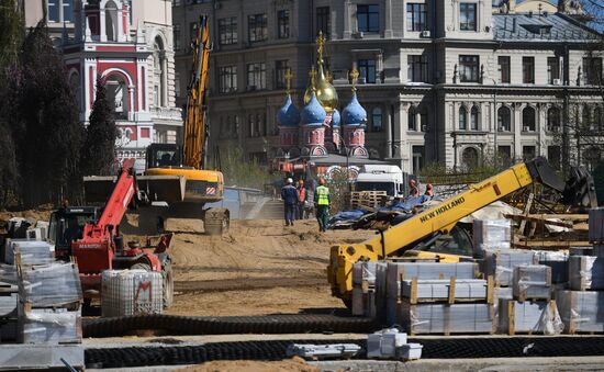 Zaryadye Park under construction