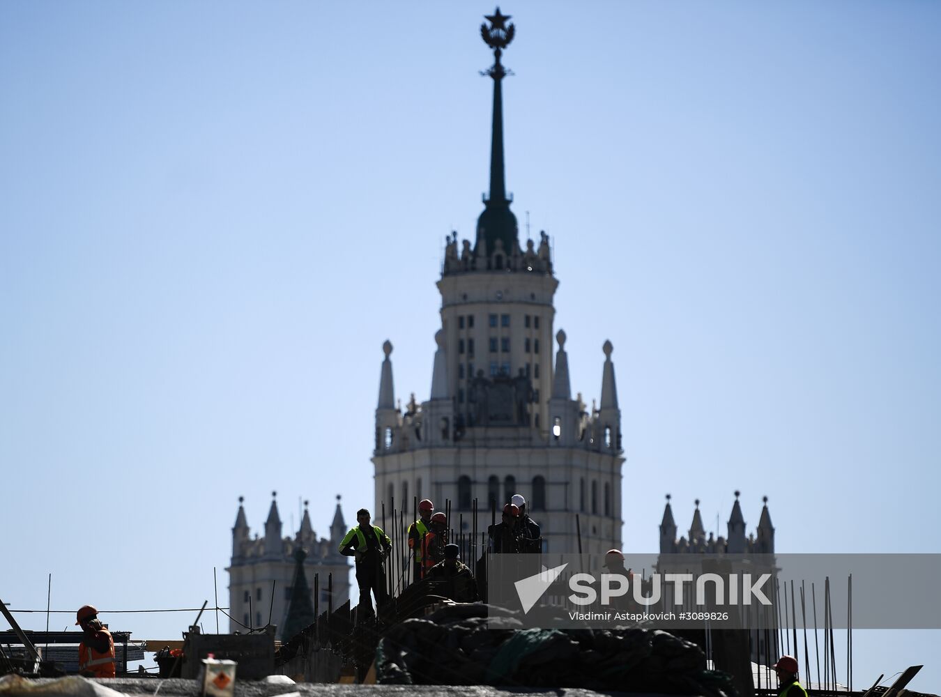 Zaryadye Park under construction