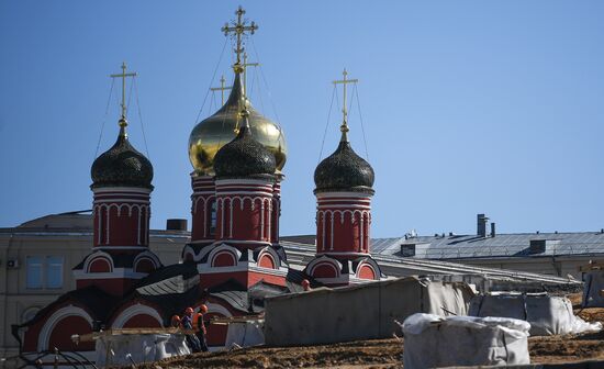 Zaryadye Park under construction