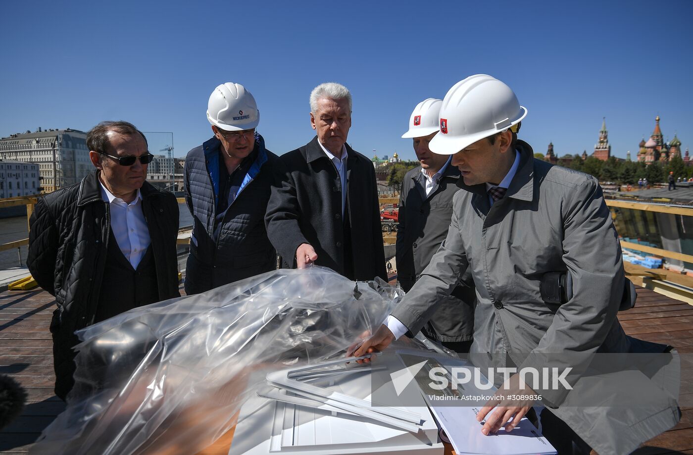 Zaryadye Park under construction