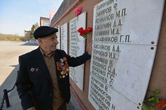 Great Patriotic War veteran Alexander Kalashnikov