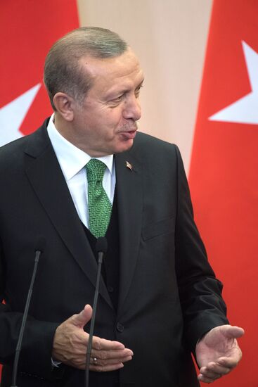 President Vladimir Putin meets with President of Turkey Recep Tayyip Erdogan