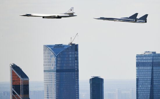 Military aircraft during Victory Day parade rehearsal