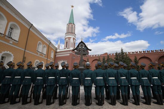 Cross unveiled at the Kremlin in honor of Grand Prince Sergei Aleksandrovich