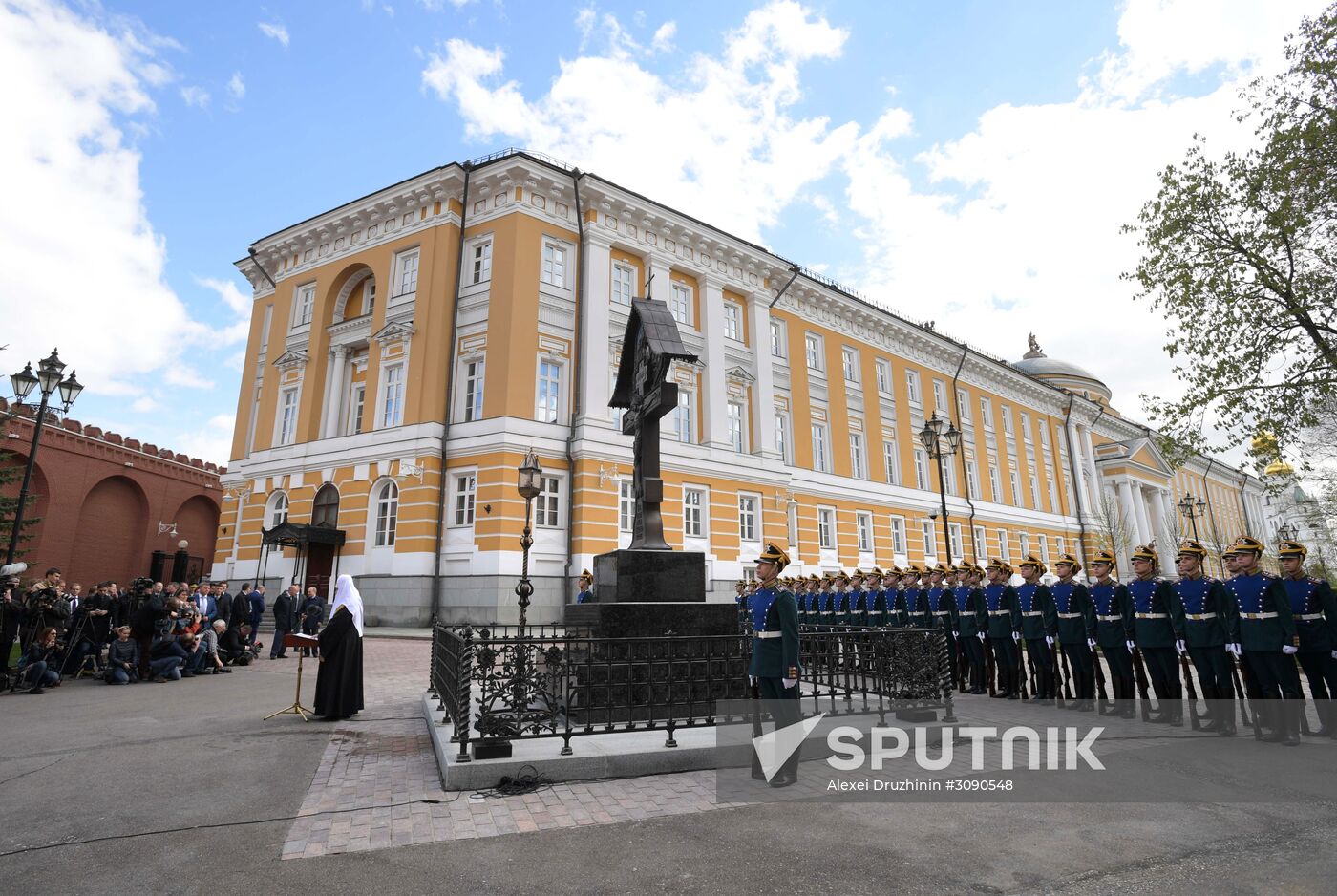 Cross unveiled at the Kremlin in honor of Grand Prince Sergei Aleksandrovich