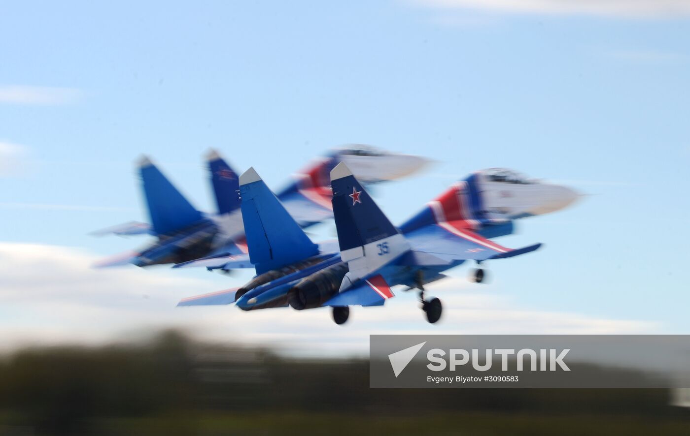 Rehearsal of Victory Day parade's airshow