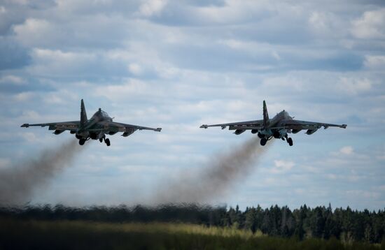 Rehearsal of Victory Day parade's airshow