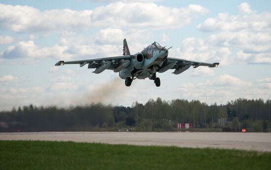 Rehearsal of Victory Day parade's airshow