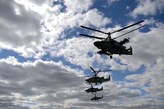 Rehearsal of Victory Day parade's airshow