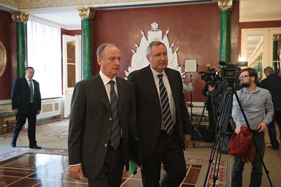 State Council session