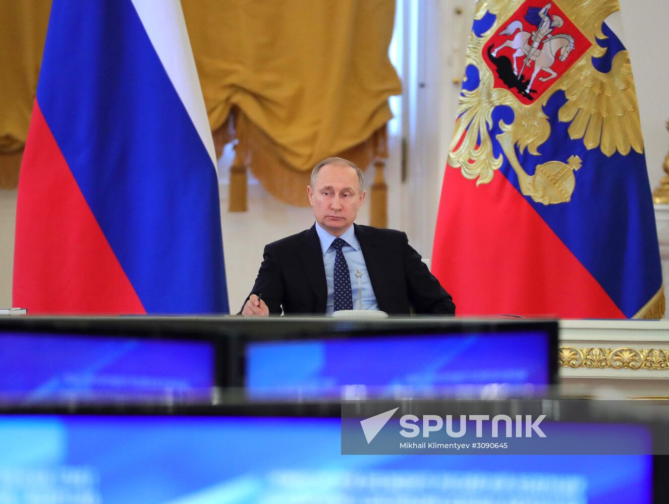 President Vladimir Putin holds meeting of State Council and Commission for Monitoring Socioeconomic Development