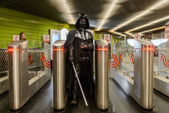 Star Wars day in Moscow metro