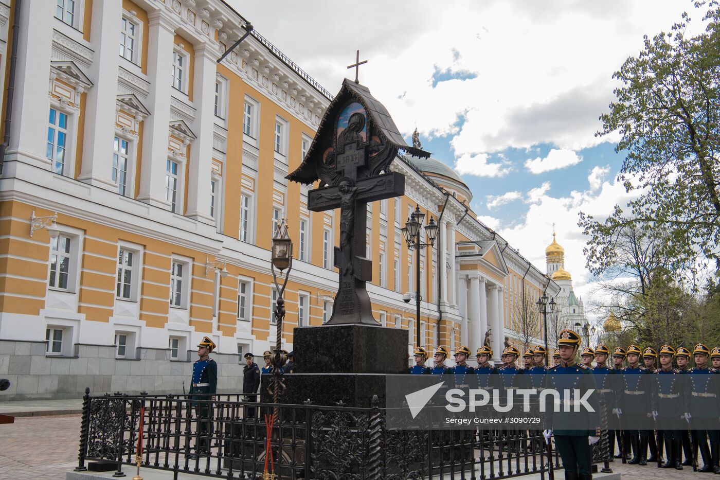 Ceremony of opening of cross in memory of Great prince Sergey Alexandrovich in Kremlin