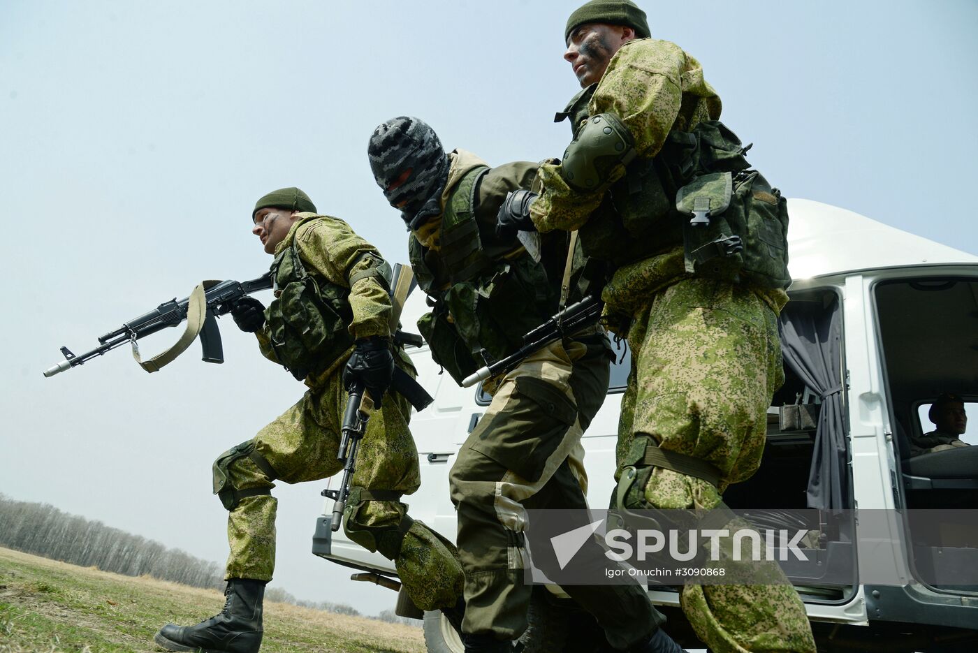 Drill of Eastern MD motorized rifle formation in Khabarovsk