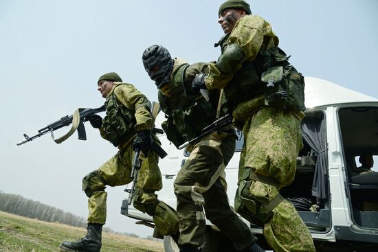 Drill of Eastern MD motorized rifle formation in Khabarovsk